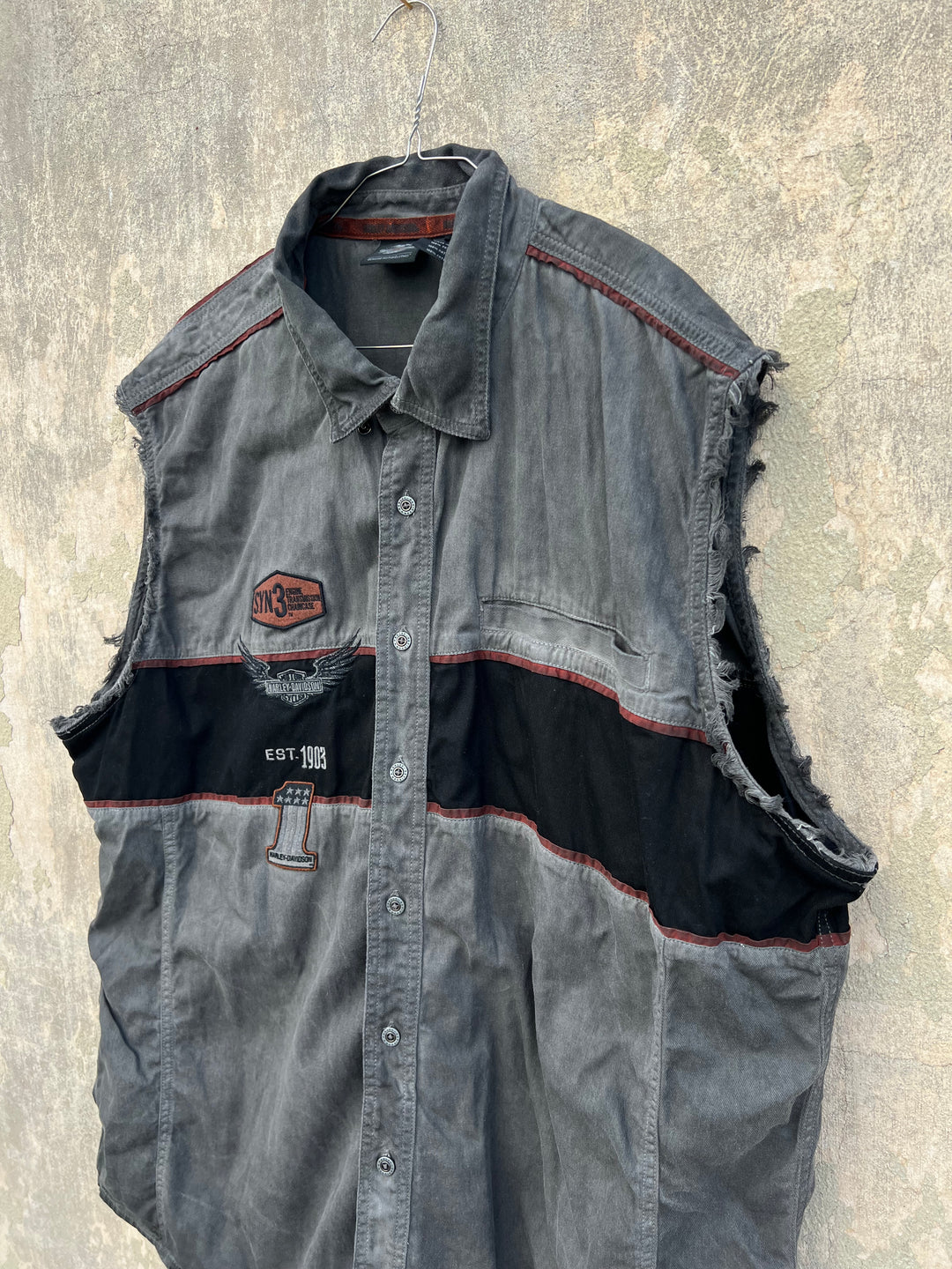 Harley Davidson Vintage Iron Block Blowout Sleeveless Shirt Men’s Extra Large