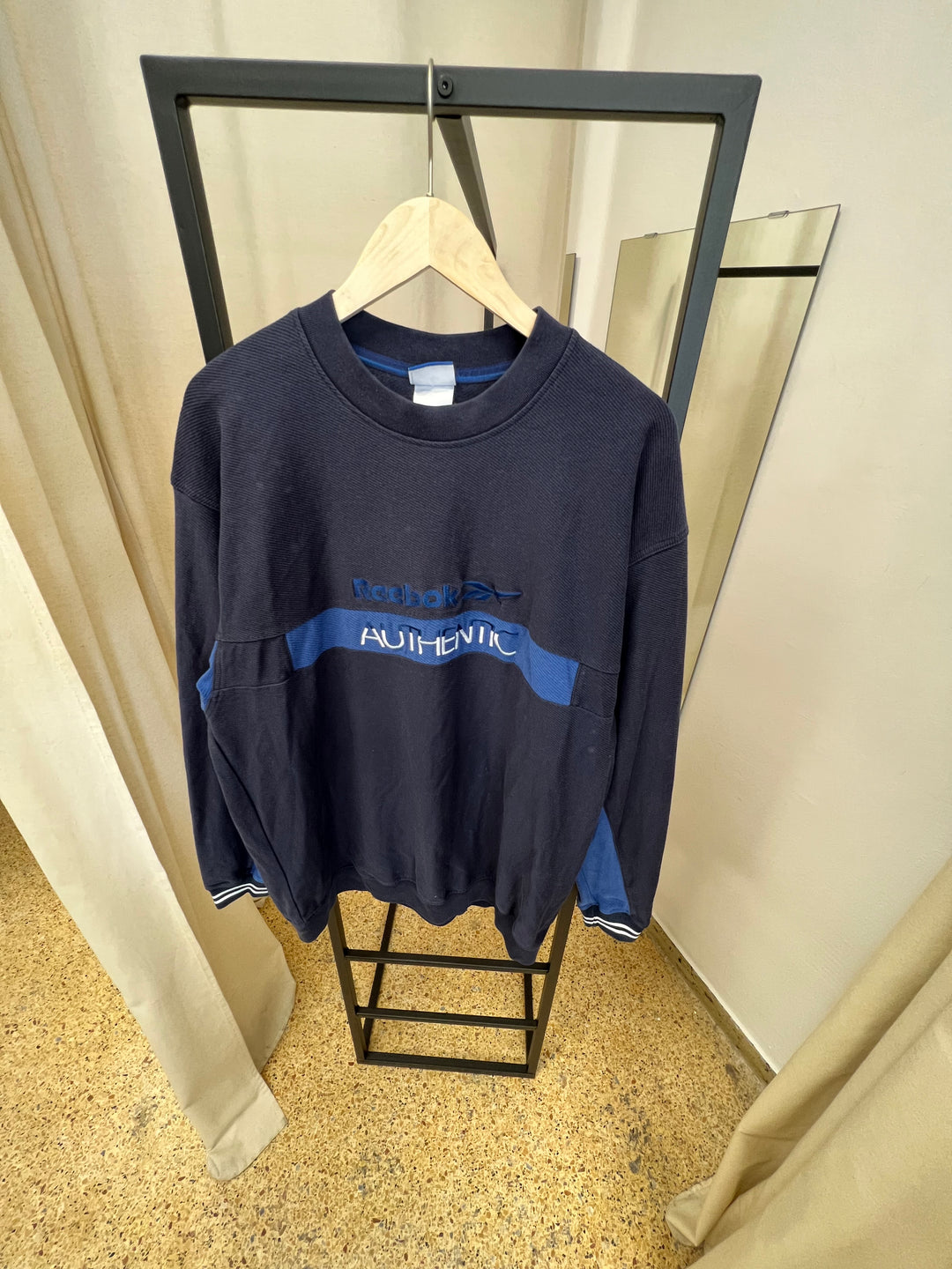 Reebok Vintage Sweatshirt Men’s Extra Large