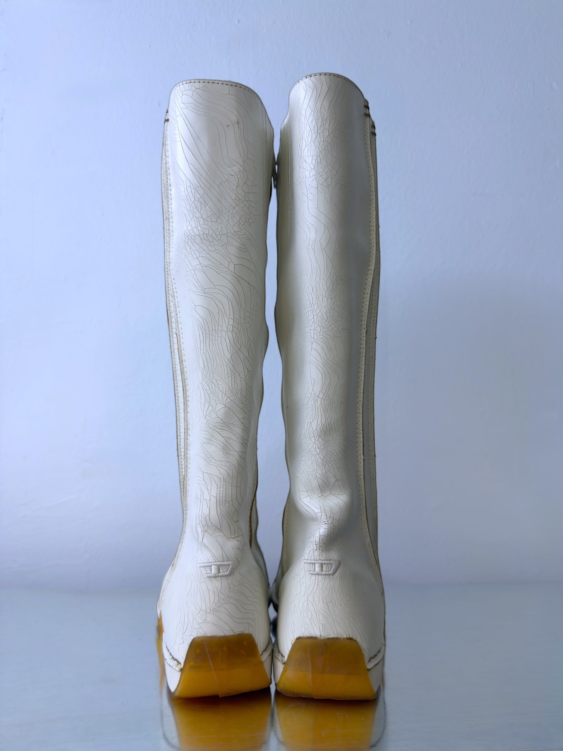 Archive Diesel Soleil cracked paint leather boots eu39 – Rats Vintage