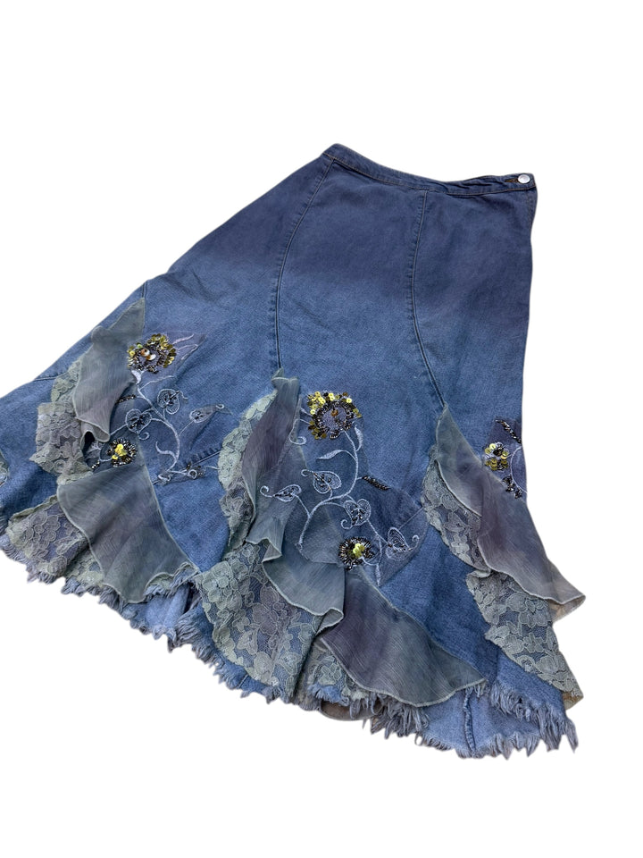 2000s embellished denim ruffle skirt (M-L)