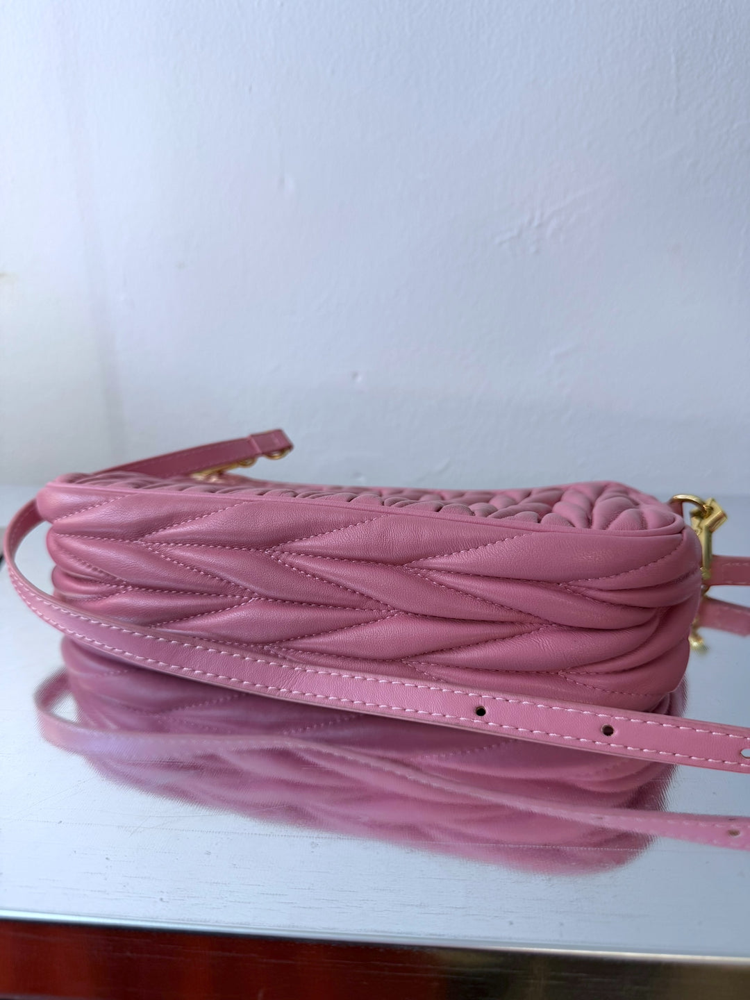 Miu Miu Matelasse pink leather shoulder bag