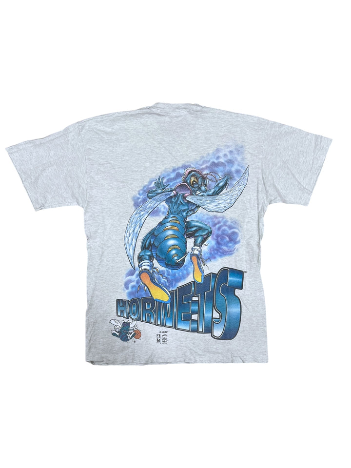 Fruit of the loom vintage Charlotte Hornets Tshirt men’s large