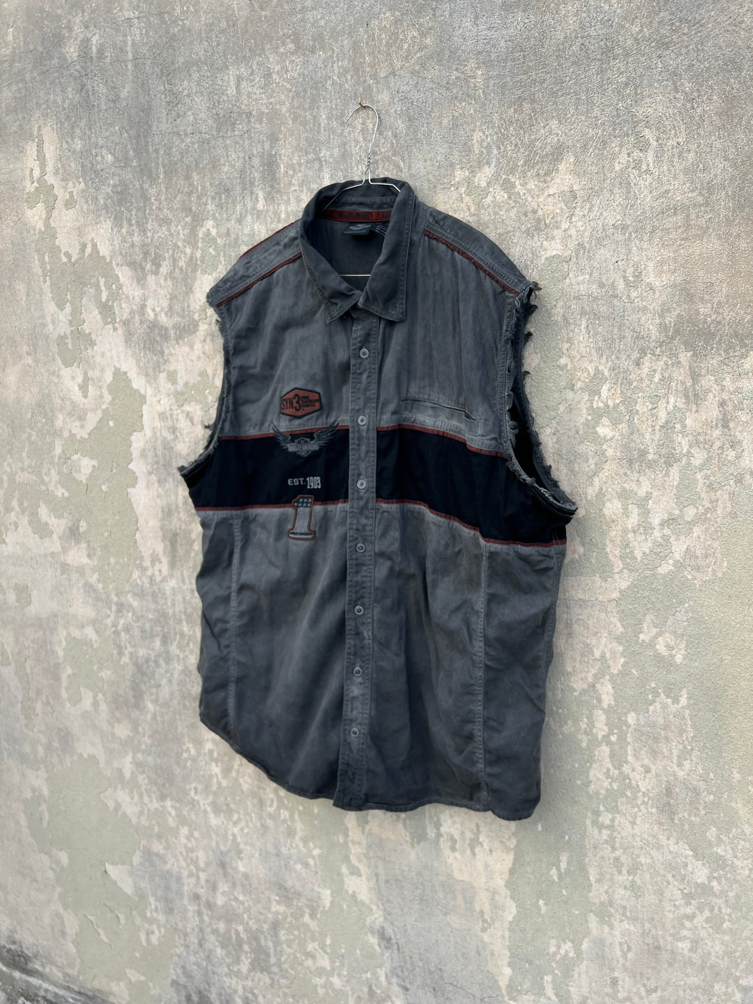Harley Davidson Vintage Iron Block Blowout Sleeveless Shirt Men’s Extra Large