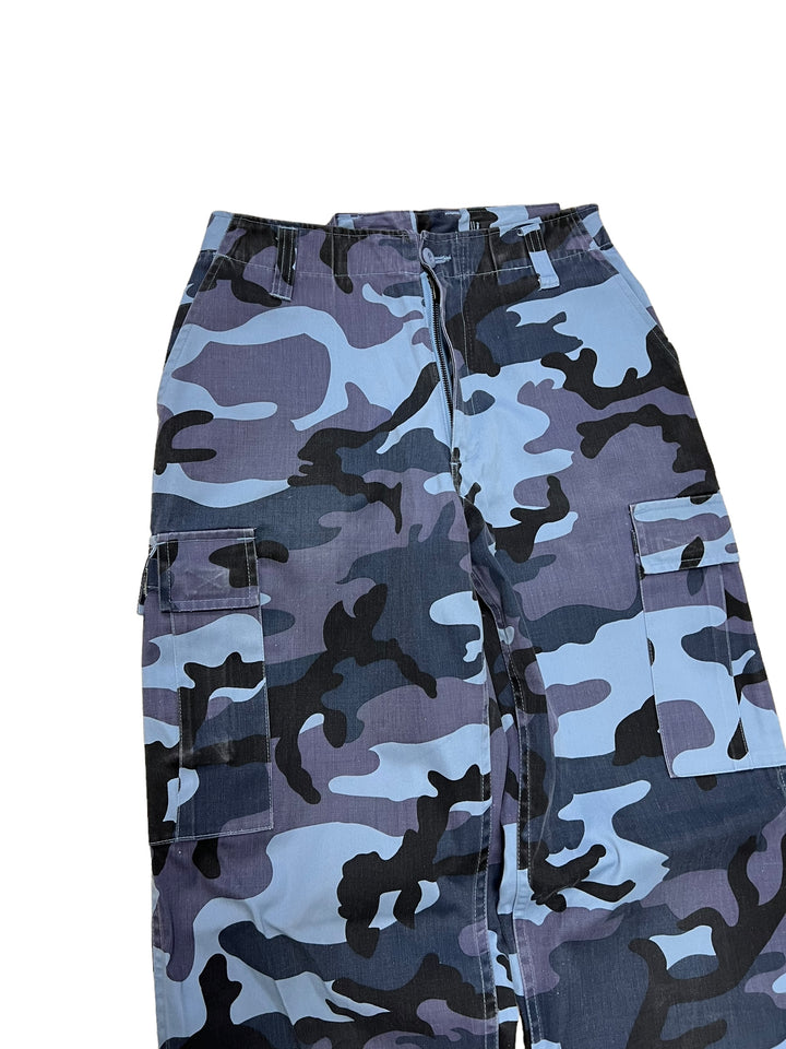 Vintage blue camouflage pants women’s small(36)