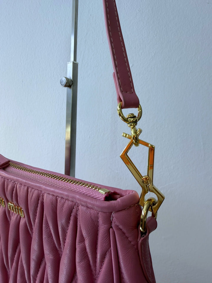 Miu Miu Matelasse pink leather shoulder bag