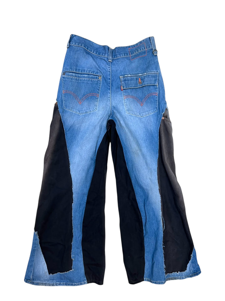Upcycled Patchwork Levi’s Wide Leg Jeans Men’s Small