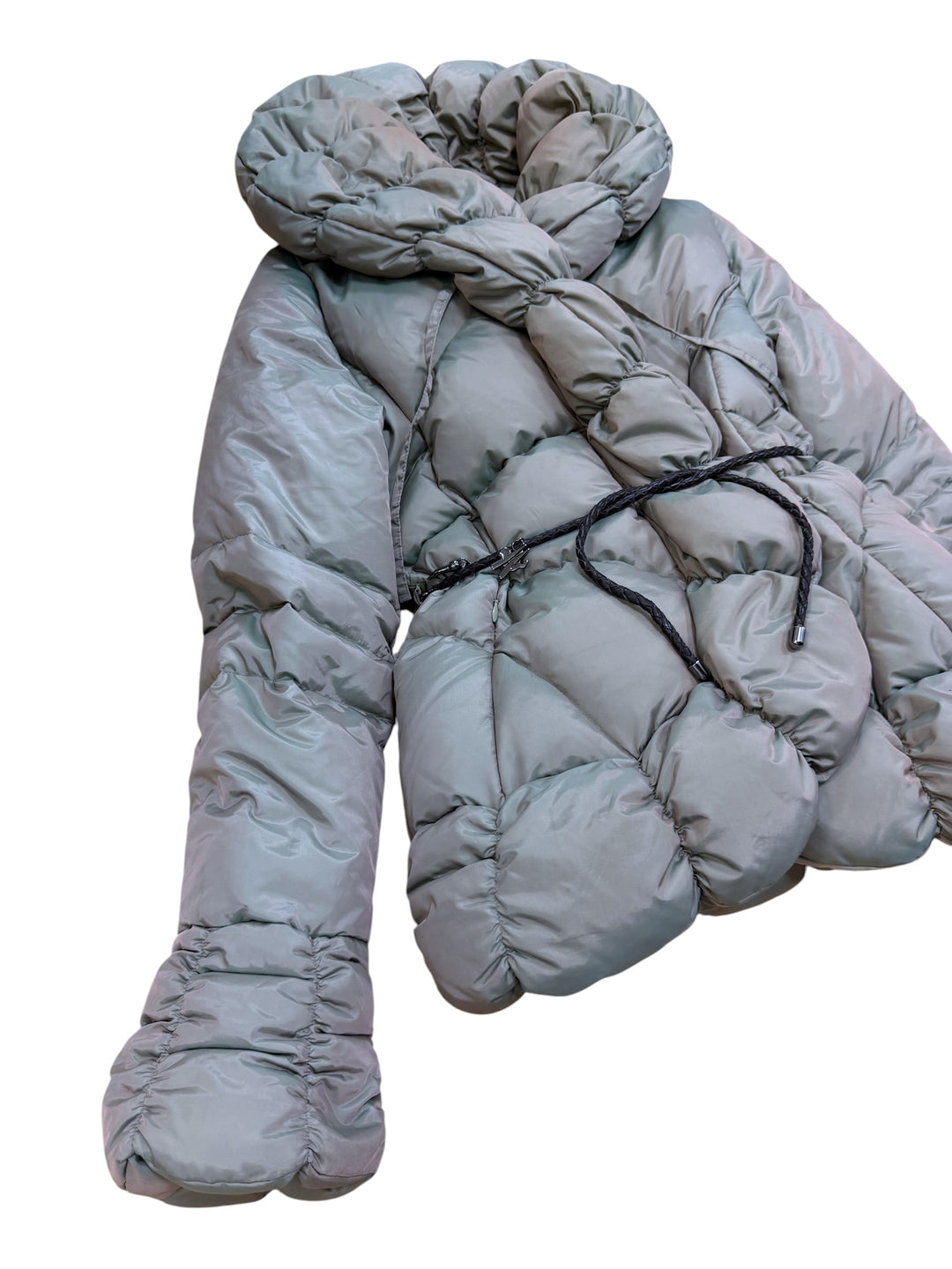 Moncler sculpted puffer jacket - oversized braided collar