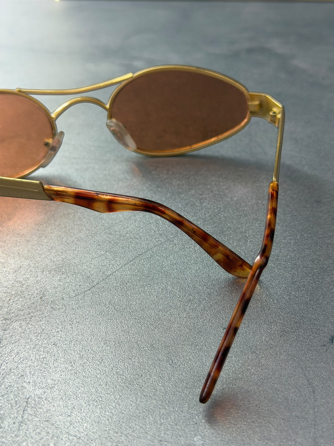 Vintage gold oval sunglasses brown tint y2k minimal slim frame