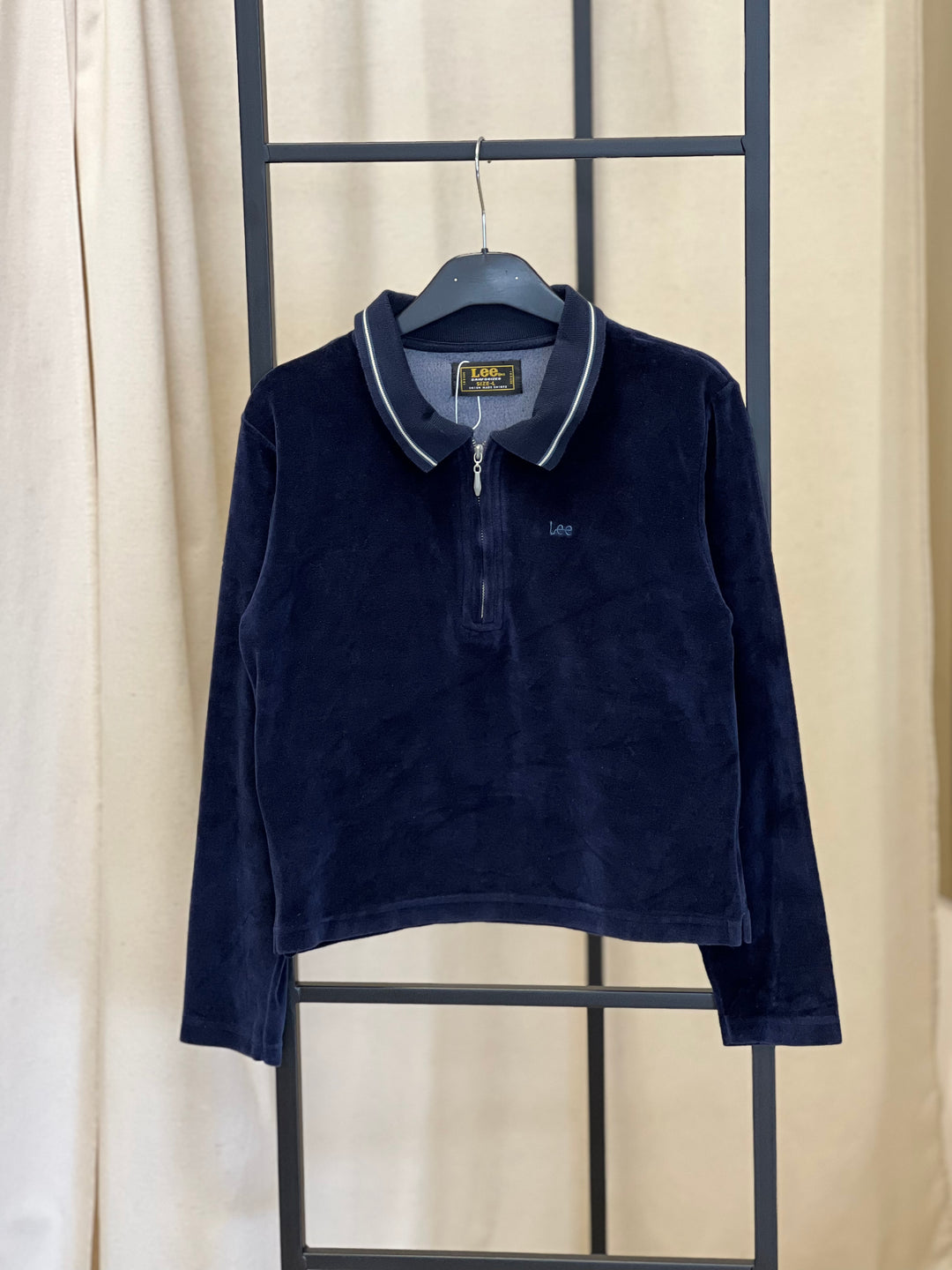 Lee Vintage Velour Sweatshirt Women’s Medium