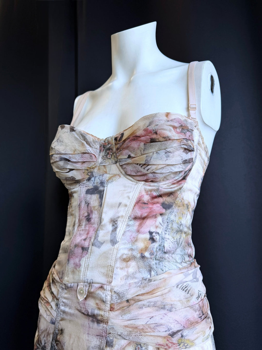 Galliano silk corset dress.
Early 2000s archive – same model worn on stage by Amy Winehouse (museum-documented)