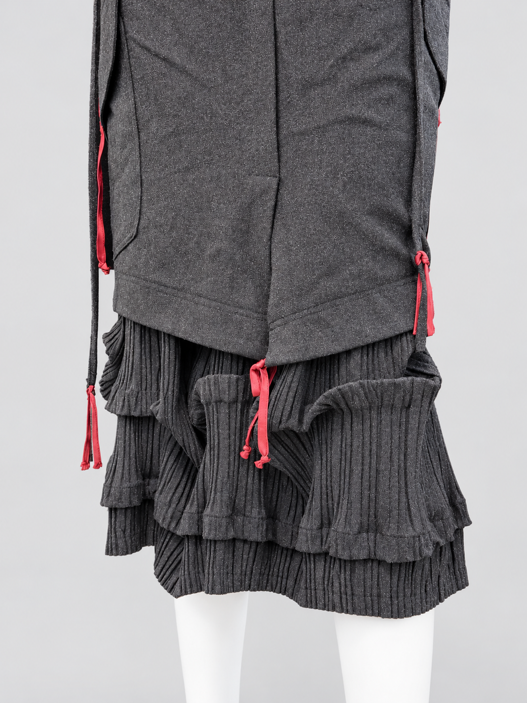 Vintage Italian layered ruffle cargo midi skirt