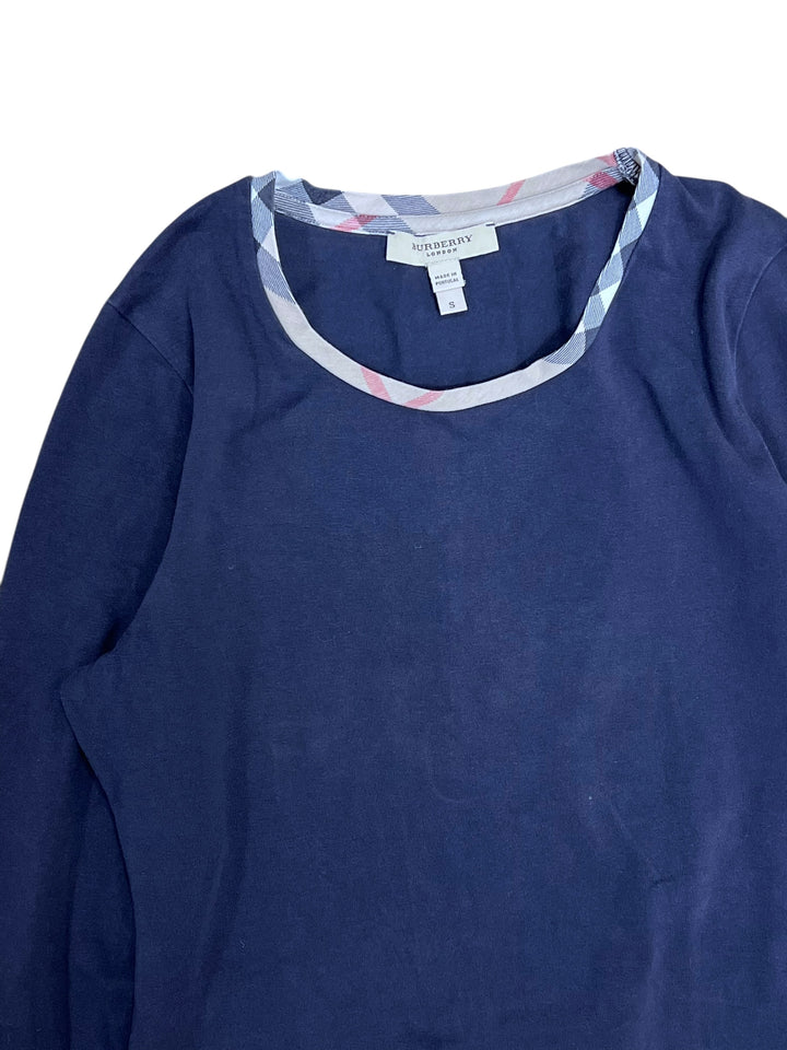 Burberry vintage navy long sleeve top women’s small