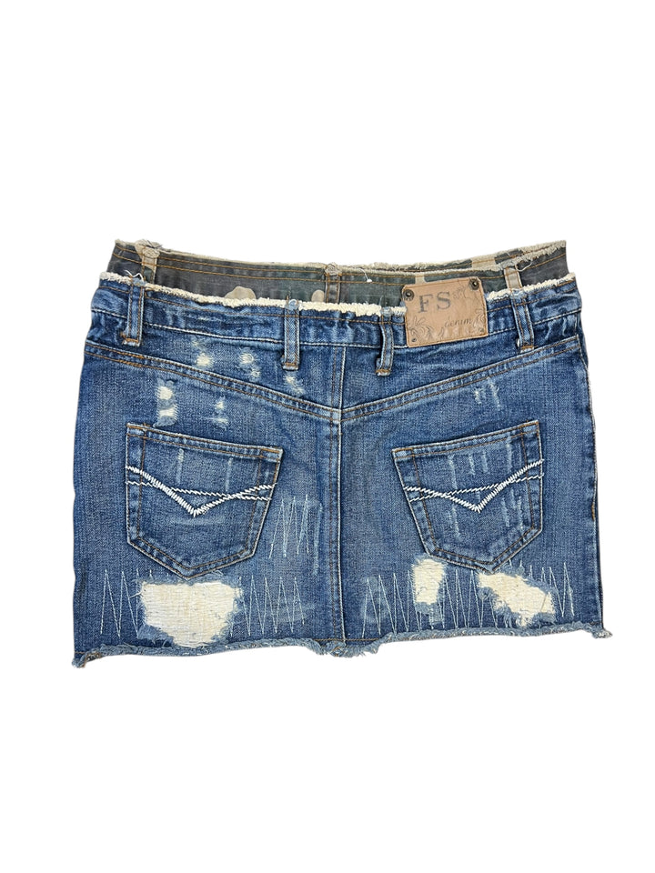 Fishbone 2000’s denim mini skirt extra small