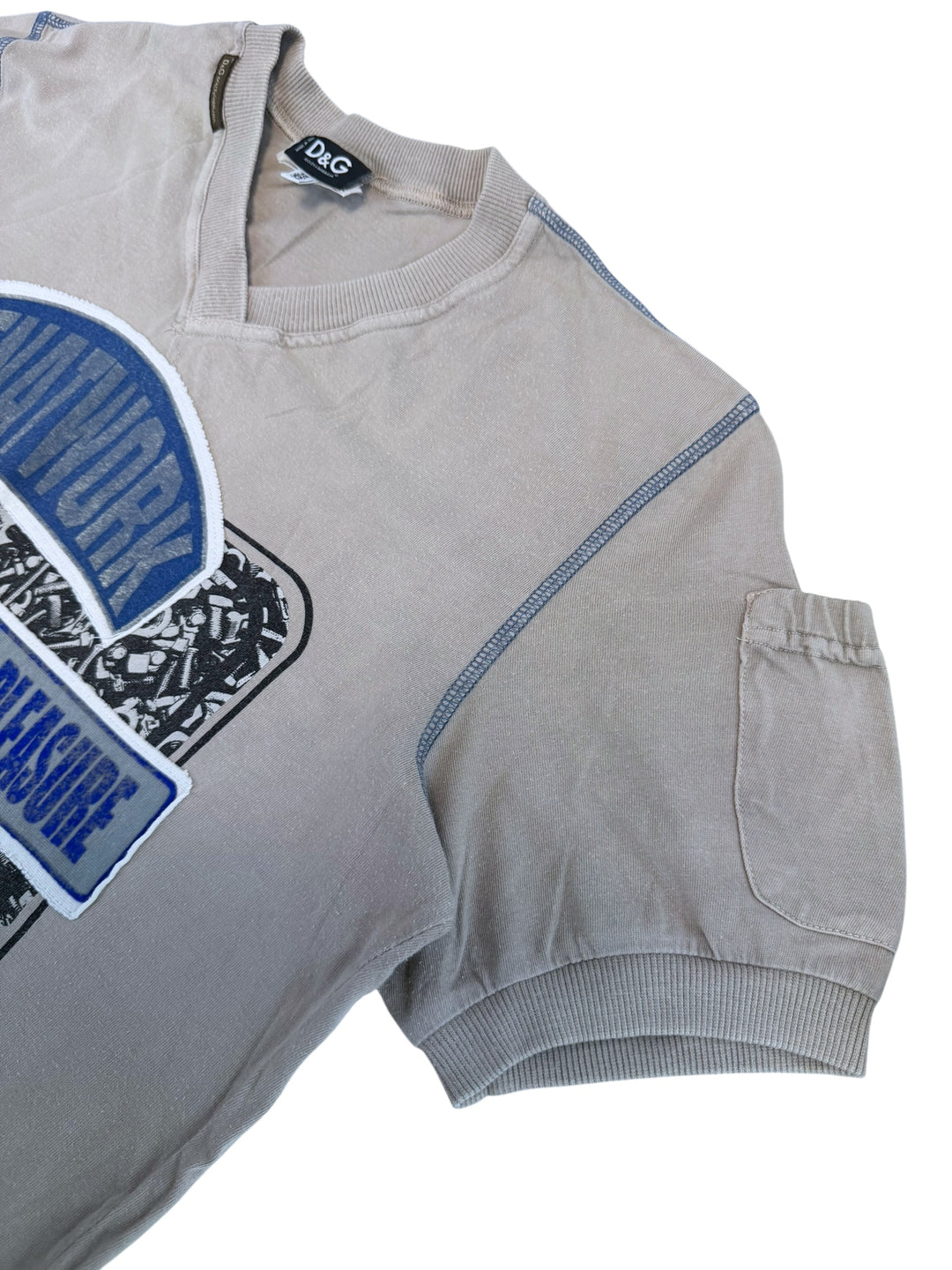 Dolce&Gabbana “Men at Work” v-neck t-shirt beige