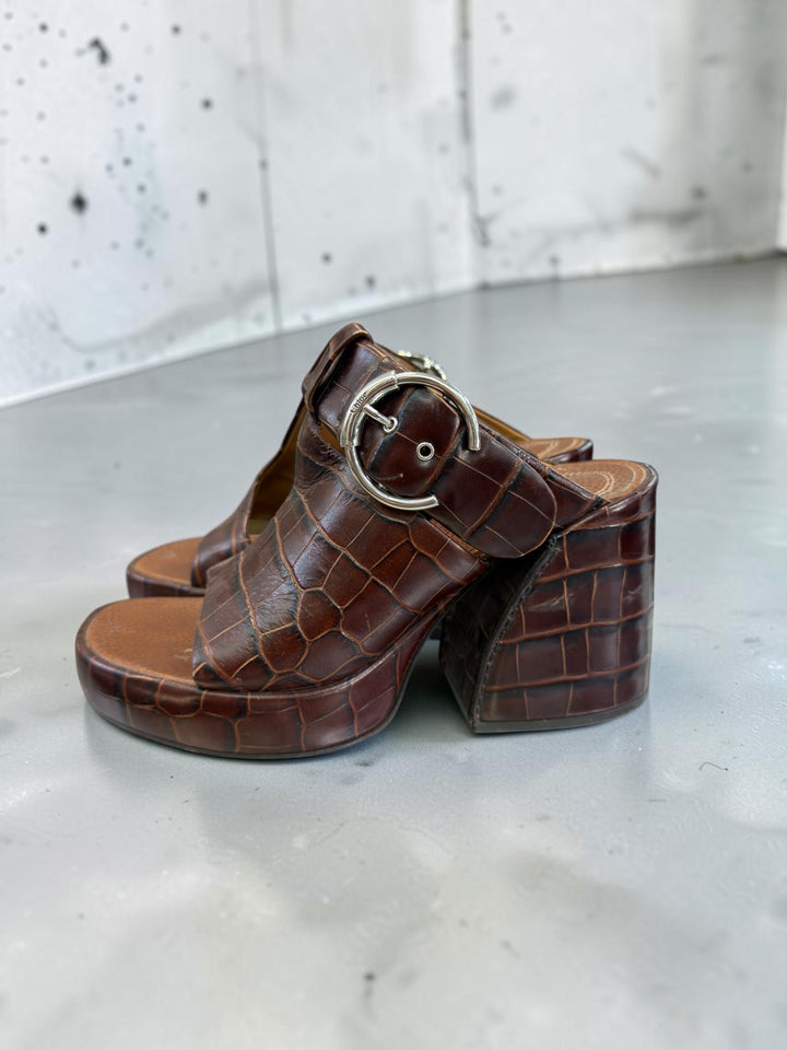 Chloé wave croc-embossed leather buckle mules
