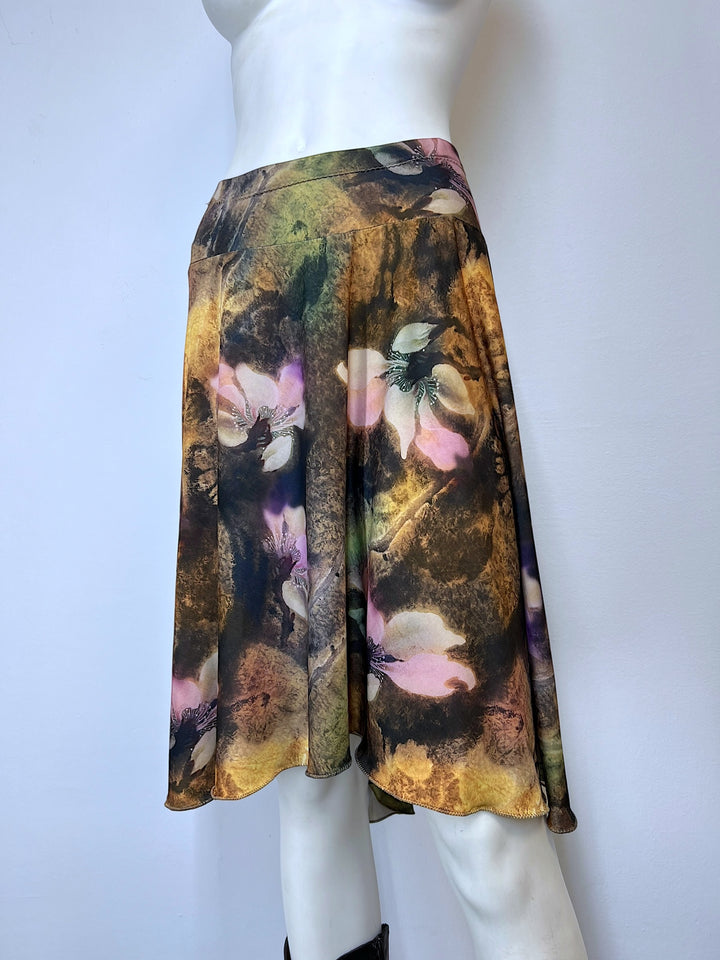 Y2K all over printed skirt medium