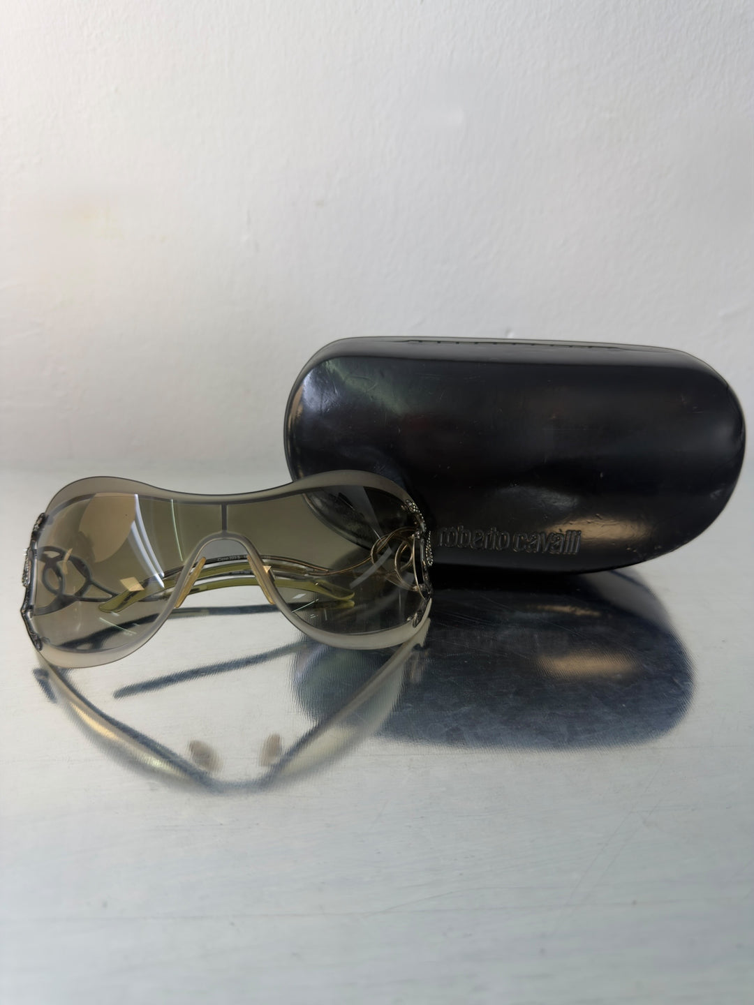Roberto Cavalli vintage cicno rc223s shield sunglasses grey gradient serpent crystal y2k