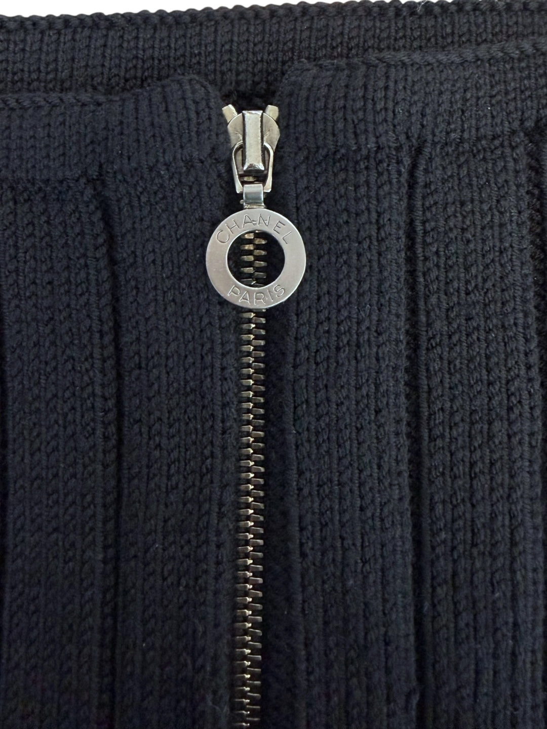 CHANEL Identification ribbed wool zip off-shoulder top