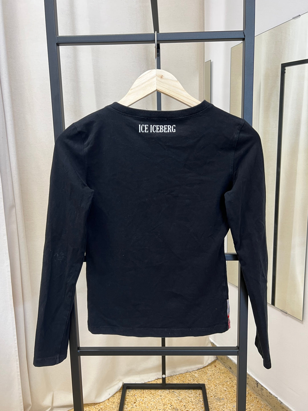 Iceberg Rare Vintage Sweatshirt Women’s Small