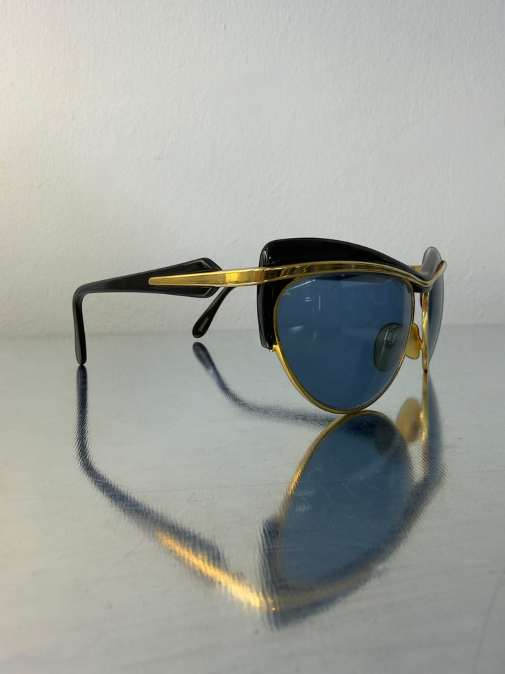 Versace deadstock 1990s vintage cat-eye sunglasses