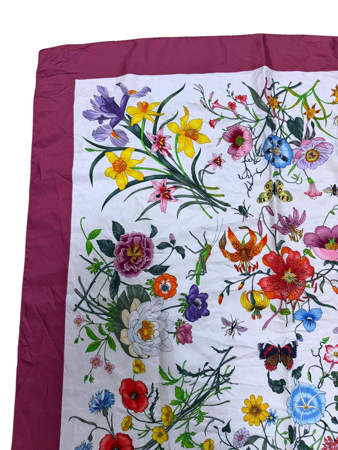 Vintage Gucci Flora silk scarf – botanical print square scarf