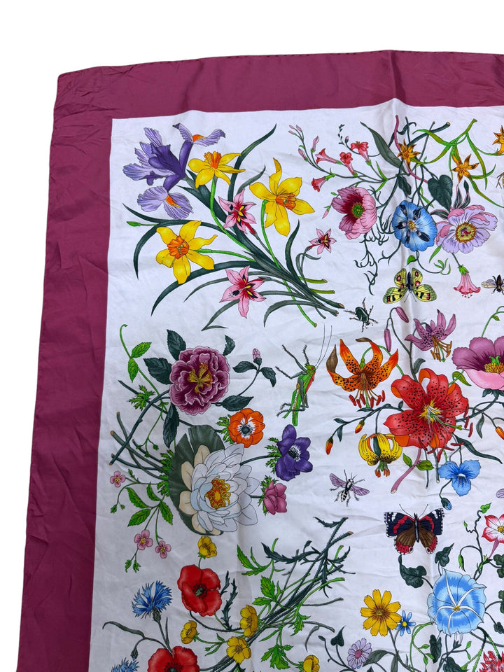 Vintage Gucci Flora silk scarf – botanical print square scarf