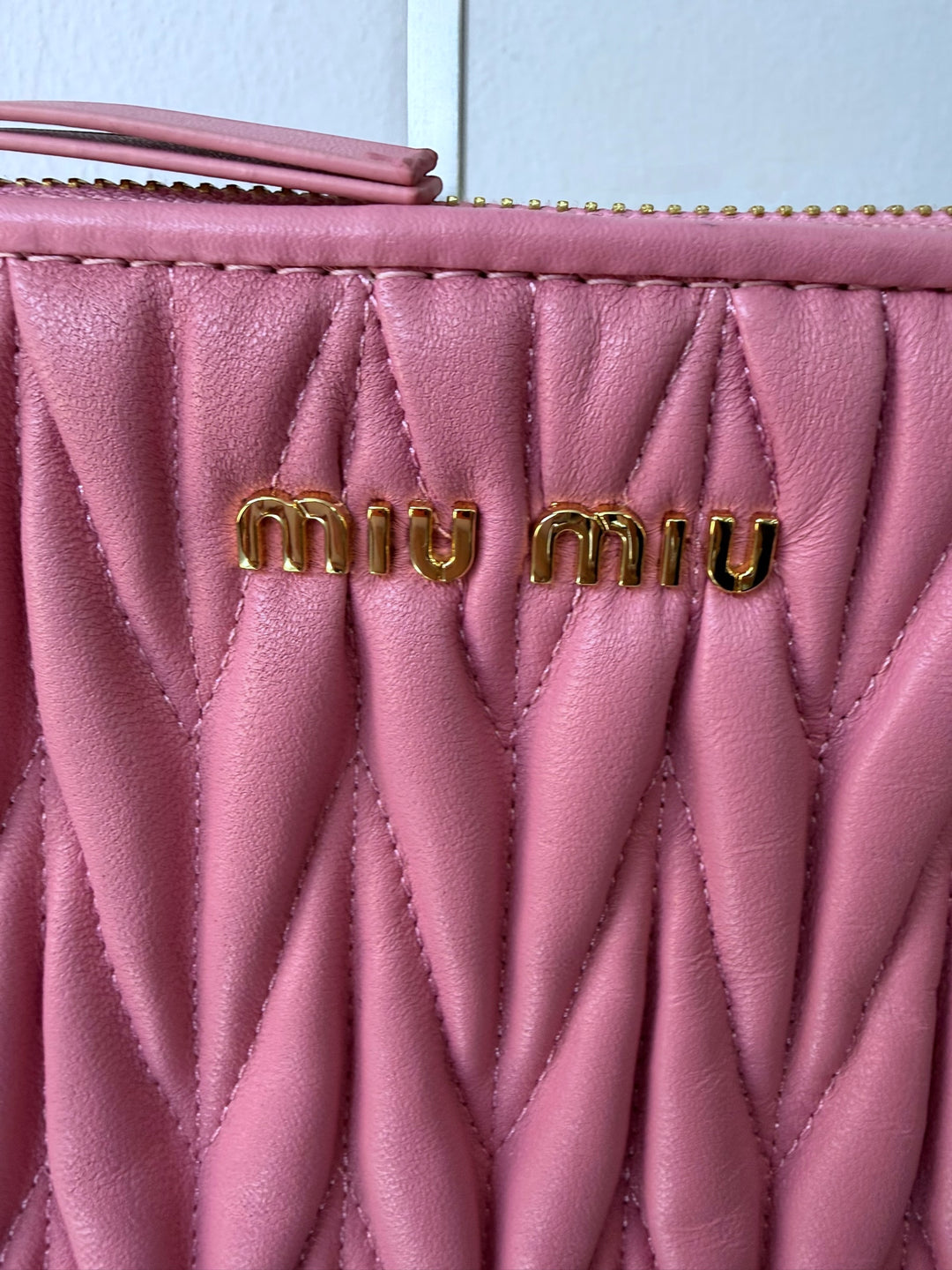 Miu Miu Matelasse pink leather shoulder bag