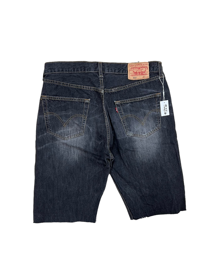 Levi’s 501 denim shorts men’s medium