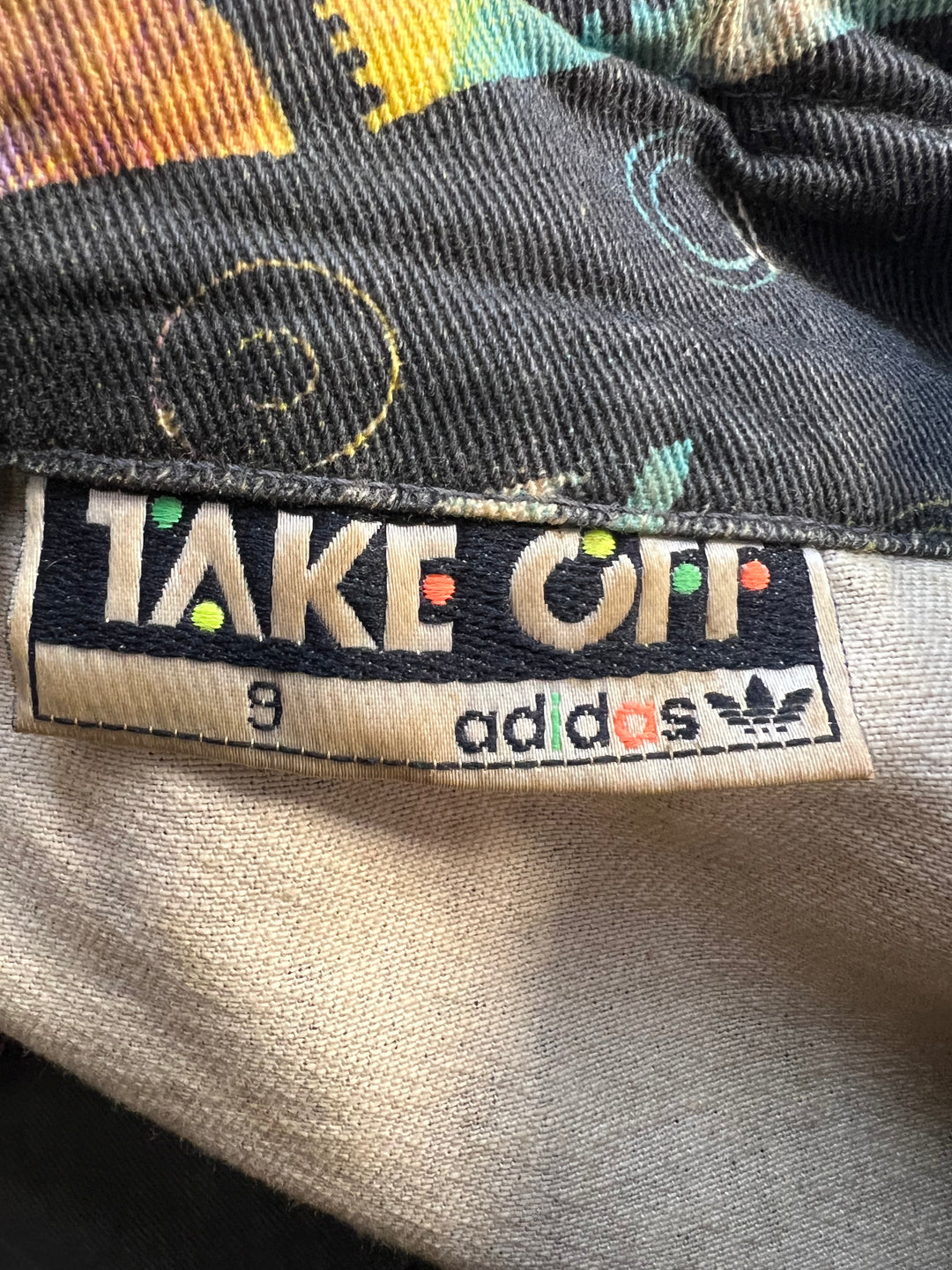 Adidas take off 1990’s pullover jacket Men’s extra large