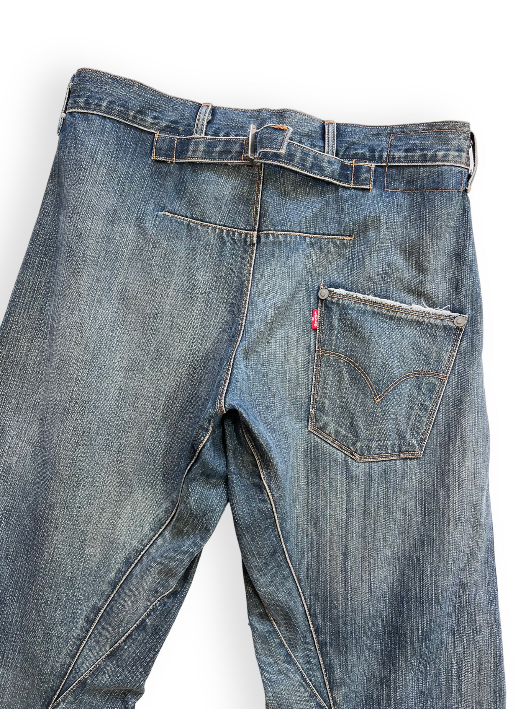 Rare Levi’s 002 Loose Engineered Jeans Men’s M/L