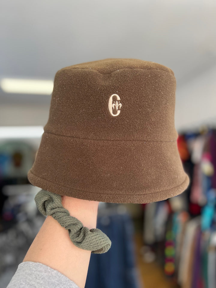 Conte Of Florence Fleece Bucket Hat